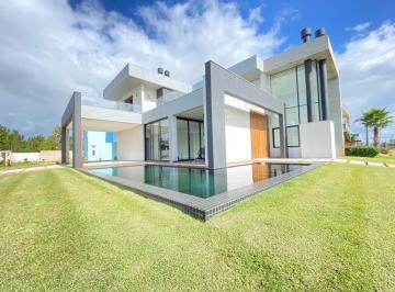 885021.jpg · Casa 5 Dormitórios - Bairro Atlântida Sul