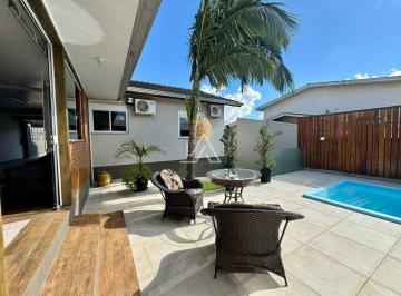 Casa · 170m² · 2 Vagas · CASA COM PISCINA TRÊS DORMITÓRIOS NO BAIRRO SANTA MARIA II