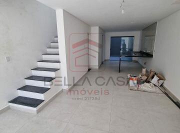 Casa · 118m² · 3 Quartos · 2 Vagas · Sobrado a venda no Jardim independencia com quintal e 3 quartos