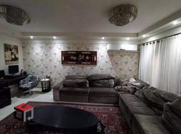 Casa · 366m² · 5 Quartos · 4 Vagas · Sobrado 366 m² Localizado No Bairro Nova Petrópolis São Bernardo do Campo - SP 
