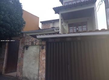 20240606163511941262.jpg · Casa para Venda em Macaé, Visconde de Araújo, 3 dormitórios, 1 suíte, 3 banheiros, 2 vagas