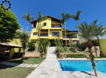 AREA EXTERNA · CASA - ARUJA