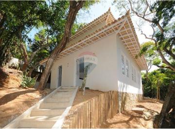 Casa · 120m² · 1 Quarto · 1 Vaga · Casa à venda na Praia da Ferradura, Búzios