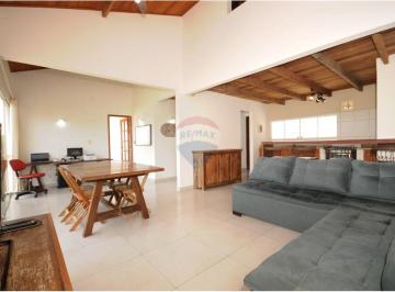 Comercial · 550m² · 16 Vagas · À Venda Pousada em funcionamento + Casa vista ao mar + Terreno livre com RGI no Coração de Búzios, R