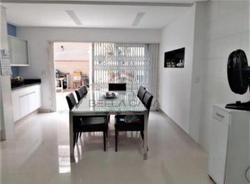 Casa · 200m² · 4 Quartos · 4 Vagas · Sobrado com 4 Quartos e 6 banheiros à Venda, 255 m² por R$ 1.390.000