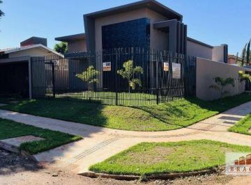 1fbd69438c939e744aa4a5f932f51bc1bc22887a · Casa com 3 dormitórios à venda, 212 m² por R$ 1.500.000,00 - Centro - Navirai/MS