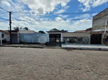 Casa · 84m² · 2 Quartos · 1 Vaga · Oportunidade, Casa no Golandim, com ponto comercial proximo ao terminal de onibus. 300m2