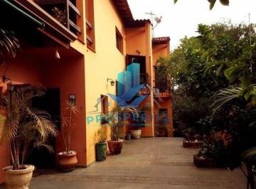Casa · 292m² · 3 Quartos · 3 Vagas · CASA À VENDA em residencial fechado (bolsão) com portaria 24h, próximo a avenida São Camilo.