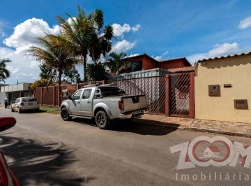 Foto 01 · ENTRE LAGOS - ETAPA 3 - CASA 450m2 - LOTE 1000m2 - OPORTUNIDADE