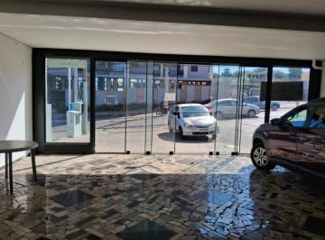 Comercial · 190m² · Salão com localização privilegiada