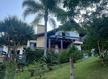 Casa · 313m² · 3 Quartos · 4 Vagas · Casa à venda - no Centro