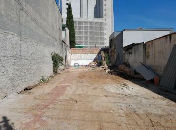 Terreno · 240m² · Terreno plano, vago, metrô Saúde, próximo a escolas, supermercados, bancos.