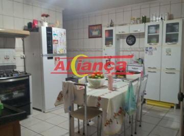 Casa · 100m² · 2 Quartos · 2 Vagas · casa terrea em otima localização
