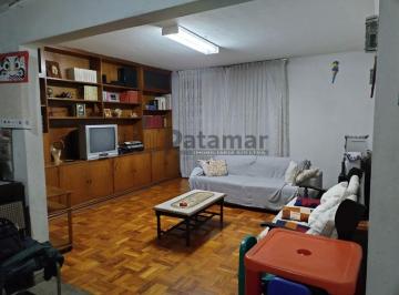 Casa · 213m² · 3 Quartos · 2 Vagas · Sobrado no Butantã com ótima localização
