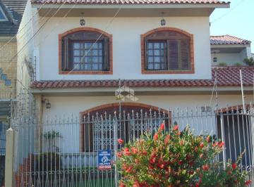 527177_i24U93qF4J5443D32_527177670025a311df8.jpg · Casa comhttps://login.novovista.com.br/vista#Grupo268g4h21324C84F três pavimentos, no bairro Cavalha