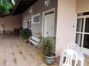casa-a-venda-4-quartos-2-suites-4-vagas-392m-jardim-indepedencia-guaratingueta-sp1716921552893vpekm.jpg · Casa à venda 4 Quartos, 2 Suites, 4 Vagas, 392M², Jardim Indepedência, Guaratinguetá - SP