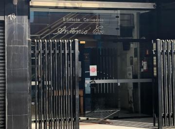 comercial-a-venda-40m-centro-pindamonhangaba-sp-condominio-antonio-cozzi1716913123296bkvta.jpg · Comercial à venda 40M², Centro, Pindamonhangaba - SP condominio antonio cozzi