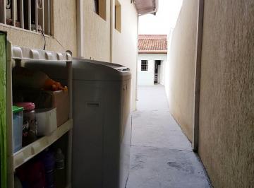 casa-a-venda-2-quartos-1-suite-2-vagas-parque-senhor-do-bonfim-taubate-sp1716918005720vxawv.jpg · Casa à venda 2 Quartos, 1 Suite, 2 Vagas, Parque Senhor do Bonfim, Taubaté - SP