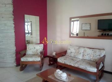 casa-a-venda-3-quartos-1-suite-2-vagas-250m-village-tremembe-tremembe-sp1716914490812trblv.jpg · Casa à venda 3 Quartos, 1 Suite, 2 Vagas, 250M², Village Tremembé, Tremembé - SP