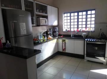casa-a-venda-2-quartos-1-suite-2-vagas-262m-mantiqueira-pindamonhangaba-sp1716923410183ujngh.jpg · Casa à venda 2 Quartos, 1 Suite, 2 Vagas, 262M², Mantiqueira, Pindamonhangaba - SP