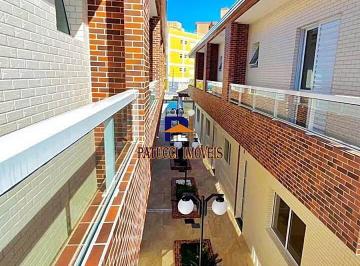 SOBRADOS · Sobrado em Condomínio com Piscina, Próximo aos Pontos Turístico da Cidade.