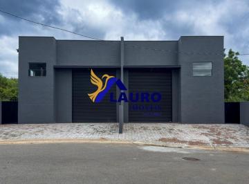 Foto 01 · Barracão Comercial para Locação em Vinhedo-SP - Bairro Buracão! Espaço amplo com 1 sala, 2 banheiros