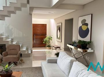 Casa · 392m² · 4 Quartos · 4 Vagas · Linda Casa em Alphaville - Mobiliada