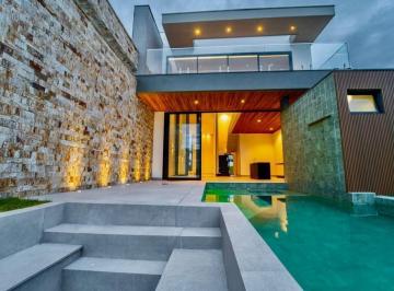 Casa · 305m² · 4 Quartos · 4 Vagas · Sobrado com 4 quartos à venda, Condomínio Cyrela Buritis - Uberlândia/MG