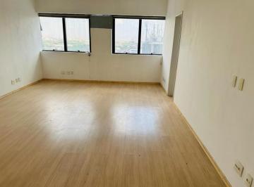 4c17cbd8c86dd7e1ef04da255166ee26.jpg · Conjunto comercial