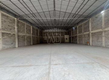 Comercial · 500m² · Galpão com portas automáticas sendo 9mts de largura e 4,5mts de altura na 22 de Maio