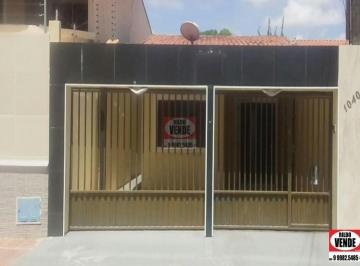 Casa · 150m² · 3 Quartos · 2 Vagas · Casa no Passaré - em frente ao zoológico