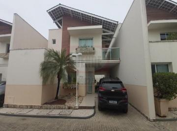 Casa · 250m² · 3 Quartos · 3 Vagas · Casa no Carmel Jardins