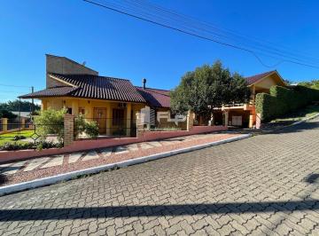 Casa · 250m² · 5 Vagas · CASA DOS SONHOS PERTINHO DO CENTRO
