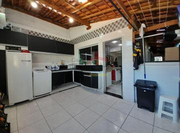 Casa · 200m² · 3 Quartos · 6 Vagas · Sobrado no Tremembé com 3 dormitórios, sendo 2 suítes e 6 vagas