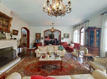 Casa · 729m² · 5 Quartos · 12 Vagas · Sobrado à venda/Locação no Morumbi com 5 suítes e 12 vagas.