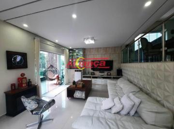 Casa · 200m² · 4 Quartos · 4 Vagas · Sobrado em Arujá