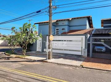 Casa · 357m² · 5 Quartos · 2 Vagas · Sobrado no Carandá Bosque