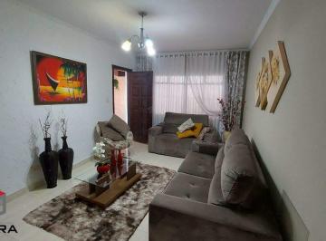 Casa · 169m² · 3 Quartos · 2 Vagas · Sobrado com 3 Quartos, com Área Gourmet e Quintal - Parque São Vicente - Mauá.