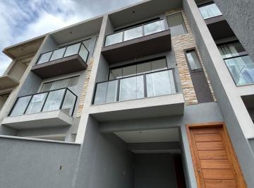 Casa · 100m² · Sobrado à venda no bairro Santa Catarina - Joinville/SC