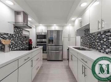 Foto 01 · Apartamento à venda em Miami