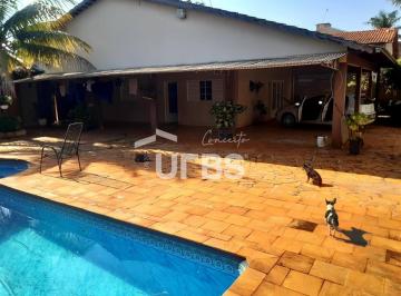 Casa de 4 quartos, Goiânia · CASA TERREA 257,06MT 4 QUARTOS SENDO 2 SUITES SETOR RESIDENCIAL ALICE BARBOSA 