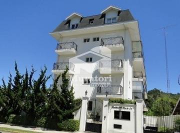 Apartamento · 320m² · 6 Quartos · 2 Vagas · Cobertura duplex em Capivari