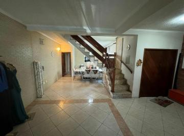 Casa · 270m² · 5 Quartos · 2 Vagas · Casa no Tatuapé com 5 quartos (2 suítes) e 2 vagas de garagem