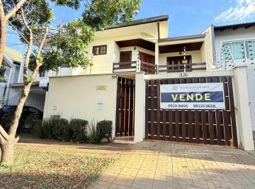 Casa · 225m² · 4 Quartos · 2 Vagas · Casa/Sobrado Sobrado em Maringá