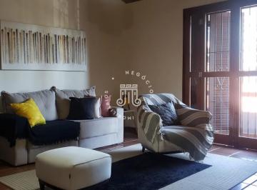 Casa · 350m² · 3 Quartos · 3 Vagas · CASA COM 3 DORMITÓRIOS NO ANHANGABAÚ EM JUNDIAI