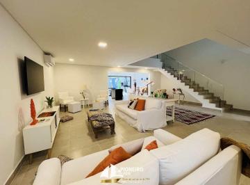 Casa · 220m² · 4 Quartos · 2 Vagas · Casa de condomínio para venda e temporada, em Juquehy!