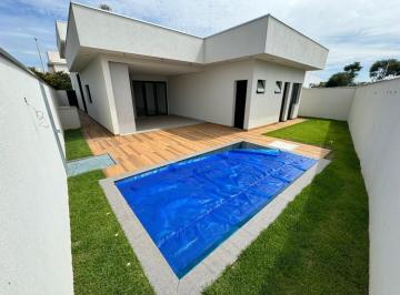 Casa · 224m² · 3 Quartos · 2 Vagas · Casa com 3 quartos à venda no Banheiro Laranjeiras - Uberlândia/MG