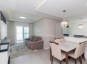 Sala para 2 Ambientes · Apartamento à venda - em Batel