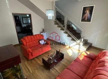 Casa · 240m² · 4 Quartos · 3 Vagas · Casa à venda, 4 quartos, 1 suíte, 3 vagas, CENTRO - ITAUNA/MG