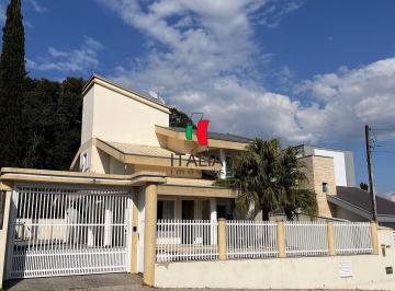 Casa · 240m² · 3 Quartos · 2 Vagas · Casa à venda no bairro Limoeiro - Brusque/SC